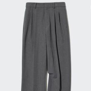 Uniqlo Women’s Gray Tailored Pants